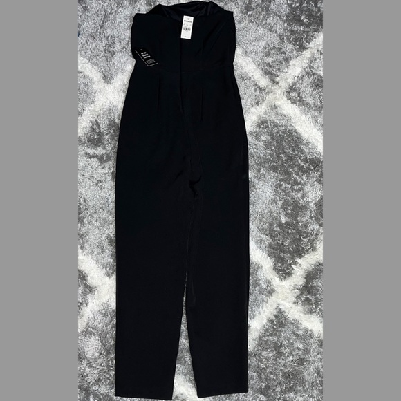 Express Strapless Jumpsuit w/ Pockets Size 0 - Picture 2 of 5
